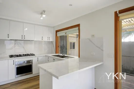 2/19 Power Street, St Albans, Vic 3021