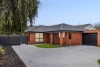 2/19 Toolern St, Melton South, Vic 3338