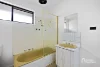 2/190 Crook St, Strathdale, Vic 3550-Image