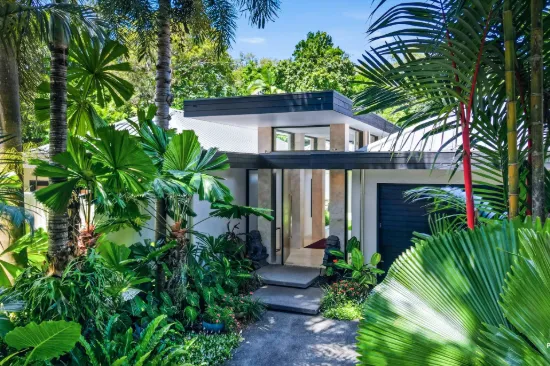 2/2 - 12 Reef Street, Port Douglas, Qld 4877