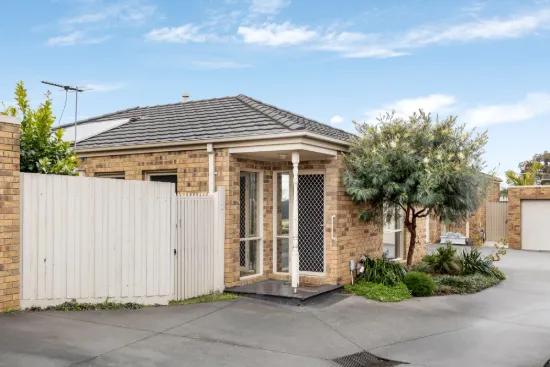 2/2 Alameda Avenue, Mornington, Vic 3931
