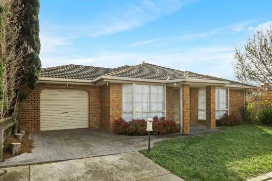 2/2 Barrell Court, Delahey, Vic 3037
