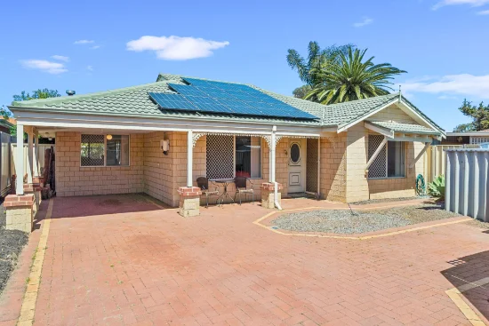 2/2 Oleander Place, Halls Head, WA 6210