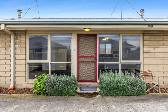 2/2 Oxford Street, Whittington, Vic 3219