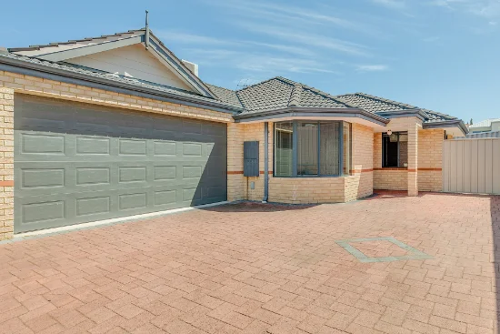 2/2 York Avenue, Bentley, WA 6102 - For Rent
