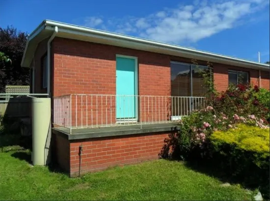 2/21 Dossiter Street, Bellerive, Tas 7018