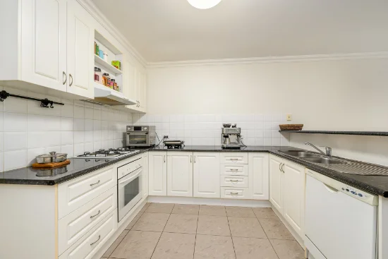 2/218 Fryers Street, Shepparton, Vic 3630-Image