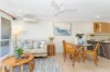 2/25 Clayton Street, Hermit Park, Qld 4812