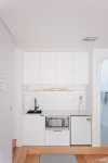 2/26 Myrtle Road, Hampton, Vic 3188-Image