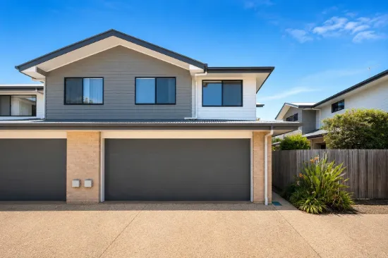 2/276 Alderley Street, Centenary Heights, Qld 4350
