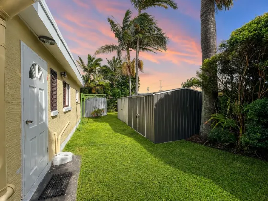 2/28 Balyata Street, Warana, Qld 4575