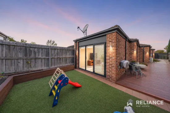 2/28 Tony Drive, Truganina, Vic 3029