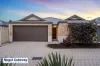2/3 Peppermint Gardens, Aubin Grove, WA 6164