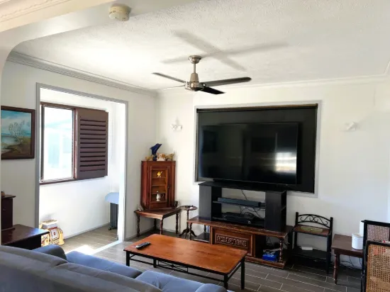 2/3 Township Drive, Burleigh Heads, Qld 4220-Image
