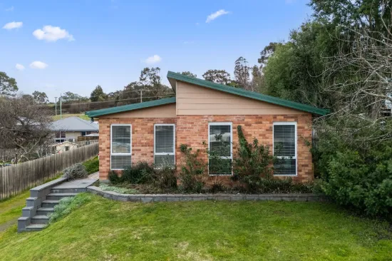 2/305 Penquite Road, Norwood, Tas 7250