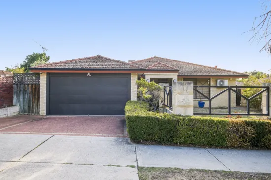 2/31 Edgecumbe Street, Como, WA 6152