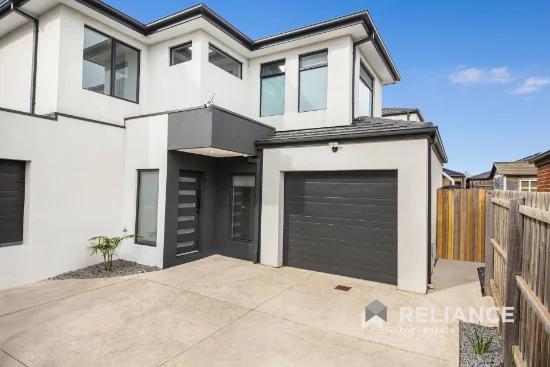 2/33 Borboleta Street, Tarneit, Vic 3029