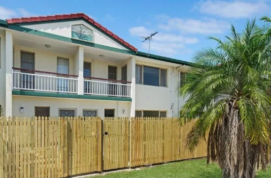 2/34 Ross River Rd, Mundingburra, Qld 4812