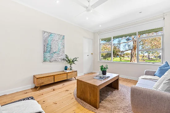 2/38 Cecelia St, North Brighton, SA 5048