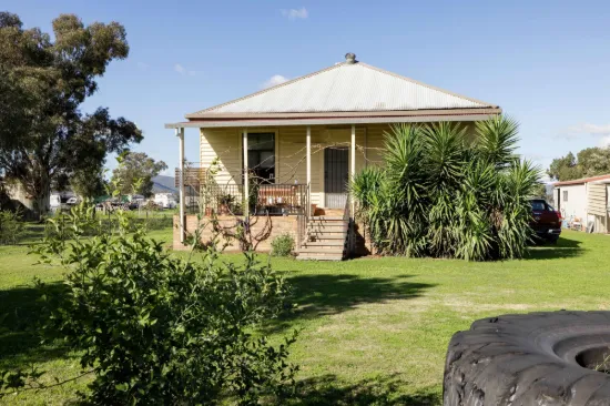 2-4 Breeza Street, Carroll NSW 2340-Image