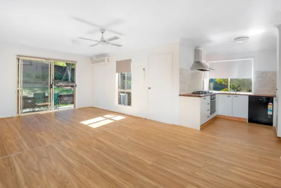 2/4 Encamp Street, Reedy Creek QLD 4227-Image