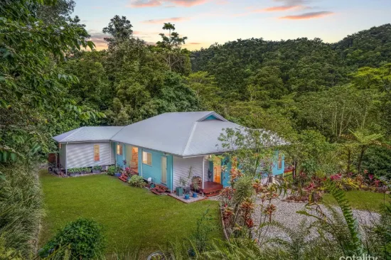 2-4 Leafy Close, Redlynch, Qld 4870