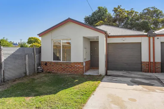 2/40 Spencer Street, Sebastopol, Vic 3356