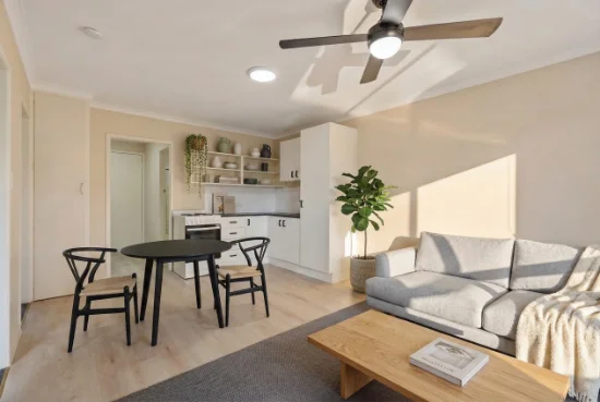 2/42 Sarawak Ave, Palm Beach, Qld 4221