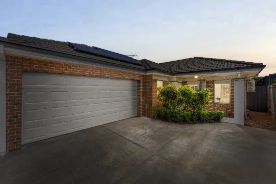 2/43 Campaspe Drive, Whittlesea, Vic 3757