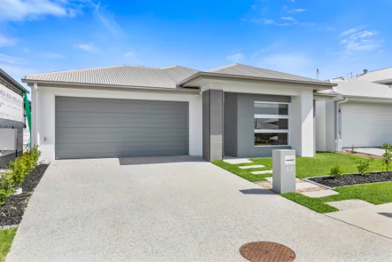 2/44 Gabbie Cres, Nirimba, Qld 4551