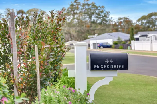 2/44 McGee Drive, Kearneys Spring, Qld 4350