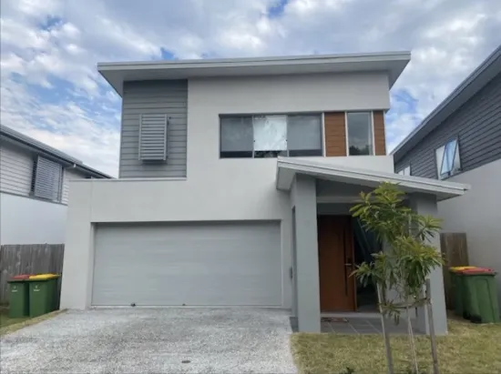 2/46 Seashell Avenue, Coomera, Qld 4209