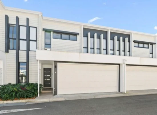 2/4A HANSFORD ROAD, Coombabah, Qld 4216