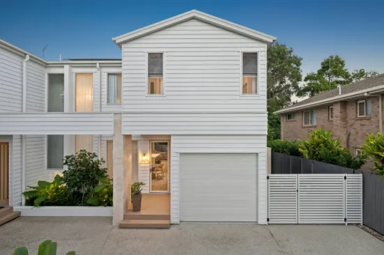 2/4A Jarnahill Drive, Mount Coolum, Qld 4573