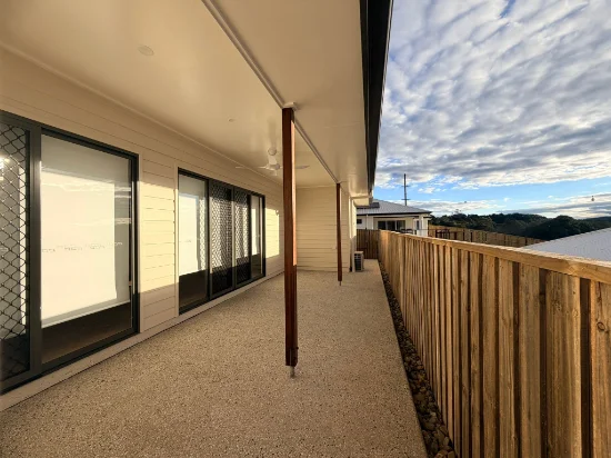 2/5 Barrett Street, Maleny QLD 4552-Image