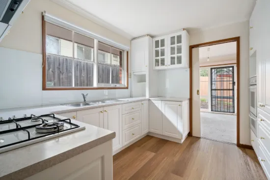 2/5 Rattray Road, Montmorency VIC 3094-Image