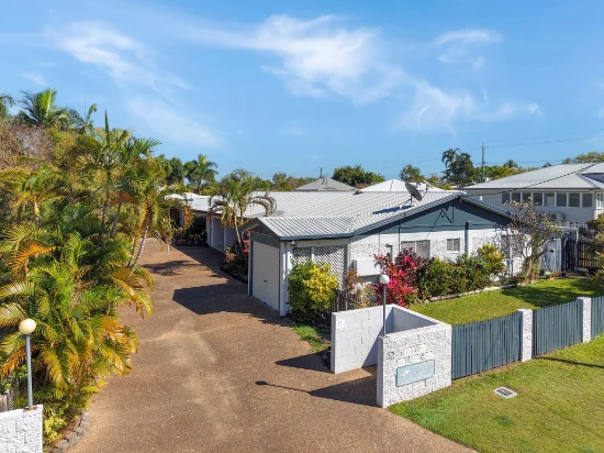 2/52 Henry Street, West End, Qld 4810