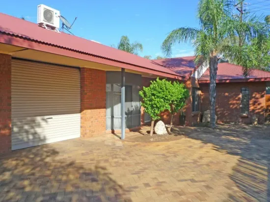 2/6 Bowman Close, Araluen, NT 0870