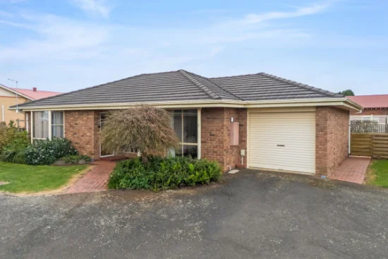 2/67 Northbourne Avenue, Scottsdale, Tas 7260 - For Sale