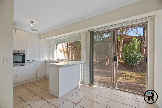 2/69 Studio Drive, Oxenford, Qld 4210
