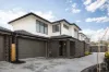 2/7 Castlegate Place, Berwick, Vic 3806