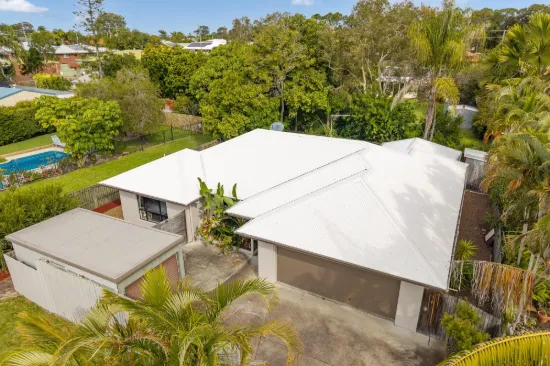 2/7 Debra Court, Urangan, Qld 4655