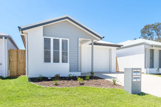 2/7 Dora Street, Morayfield QLD 4506-Image