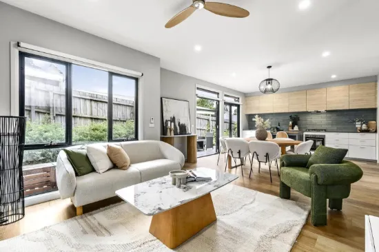2/7 Souter Street, Eltham, Vic 3095