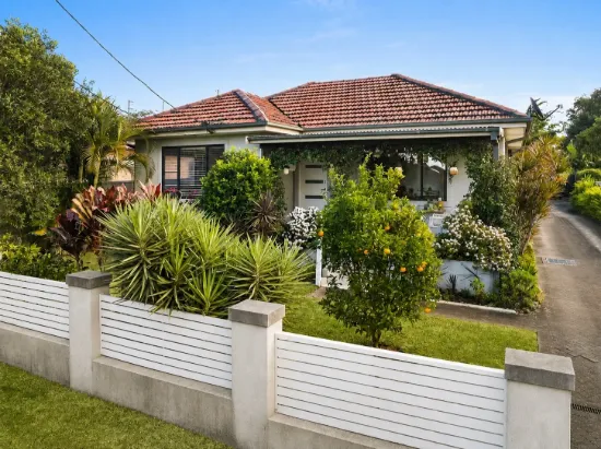 2/73 Yathong Road, Caringbah, NSW 2229