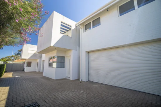 2/76 Gladstone Road, Rivervale, WA 6103