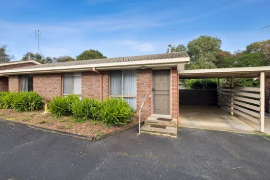 2/8 Clarke Street, Kennington, Vic 3550