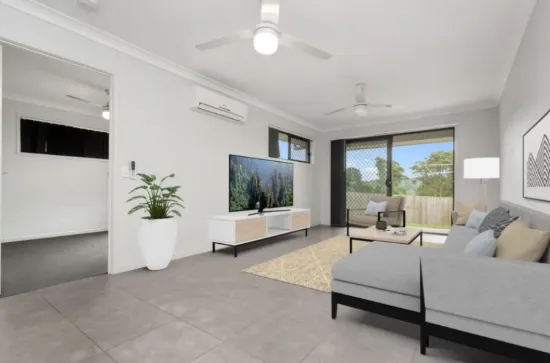 2/8 Esther Place, Nambour, Qld 4560