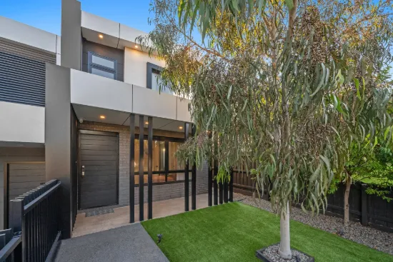 2/80 Waverley Street, Moonee Ponds, Vic 3039