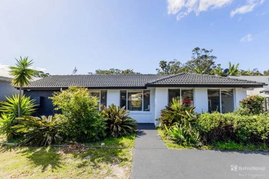 2/81 Salamander Way, Salamander Bay, NSW 2317